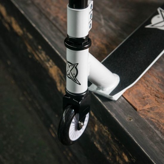Xootz Stunt Scooter TBar Invert Black bol