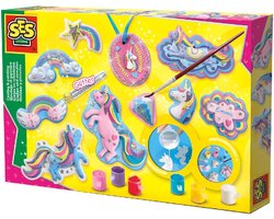 foto van SES - Gieten en schilderen - Eenhoorns - unicorn - sneldrogend - met vormpjes, gips, verf, penseel, glitters, gladstrijkkam en satijnband