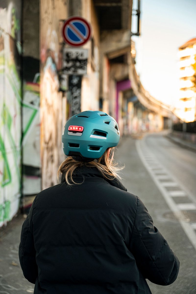 MET E-Mob - E-bike Fietshelm NTA8776 thumbnail 4