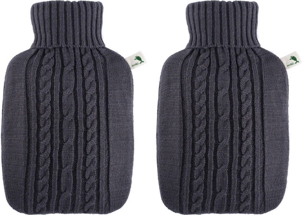 Goedkoopste 2x Gebreide kruiken donker grijs 1,8 liter met kabelpatroon - warmwaterkruik