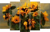 Zonnebloemen. 150x100cm 5 Panelen Ruitvormig Kunstwerk gedrukt op puur katoenen canvas. Handmatig gespannen op hoogwaardig modulair houten frame. Klaar om op te hangen, muurhaak gemonteerd in