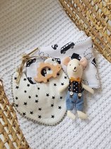 baby gift set - kraam cadeau - babyshower - zwangerschap - houten speelgoed - knuffel - muis - hydrofiele doek - slabbetje