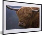 Fotolijst incl. Poster - Schotse Hooglander Stier - Koeienkop - Close up - 60x40 cm - Posterlijst