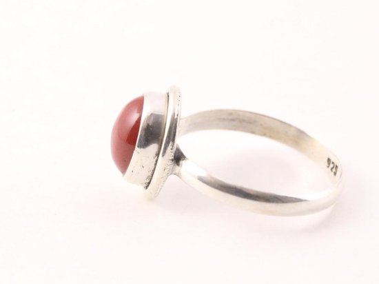 Bague fine en argent avec jaspe rouge - taille 19