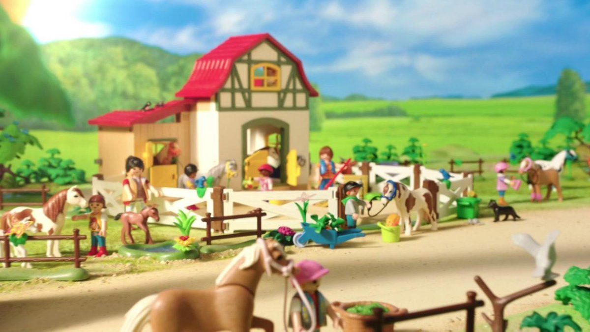 PLAYMOBIL Collectible Welsh Pony Figure Set With Grooming Tools & Accessories
