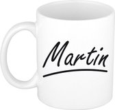 Martin naam cadeau mok / beker met sierlijke letters - Cadeau collega/ vaderdag/ verjaardag of persoonlijke voornaam mok werknemers