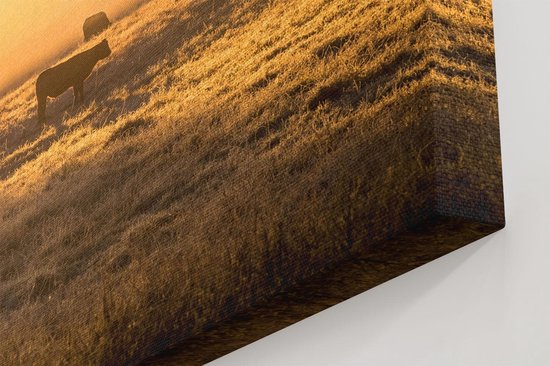 Artaza Canvas Schilderij Kudde Koeien In De Wei Met Zonsopkomst - 120x40 cm - Groot - Wanddecoratie Woonkamer - Schilderijen - Muurdecoratie