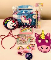 10 Uitdeel pakketten voor bijvoorbeeld kinderfeestje met thema Eenhoorn met 10 Uitdeelcadeaus 'Unicorn Dreams' (92195)