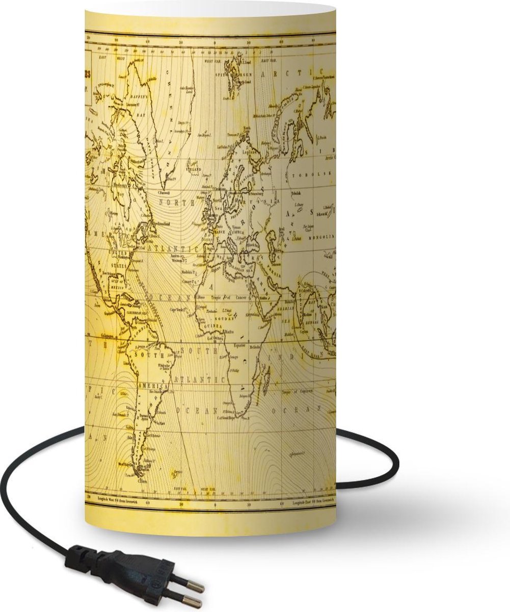 Lamp - Nachtlampje - Tafellamp slaapkamer - Wereldkaart - Vintage - Geel - 33 cm hoog - Ø15.9 cm - Inclusief LED lamp