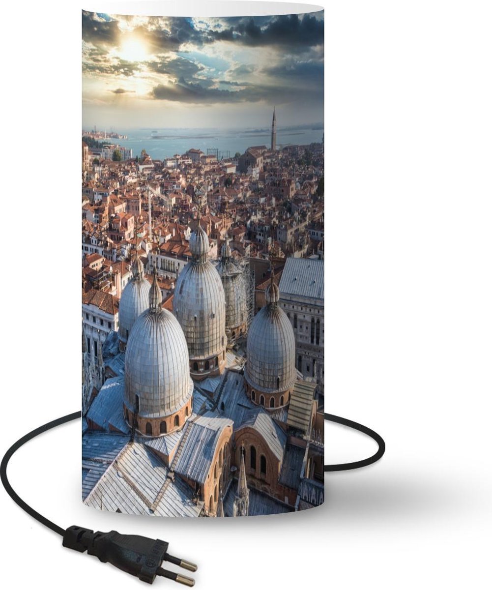Lamp - Nachtlampje - Tafellamp slaapkamer - Architectuur - Wolken - Venetië - 54 cm hoog - Ø24.8 cm - Inclusief LED lamp