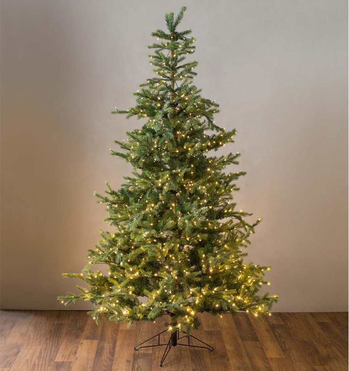 Everlands Grandis Fir Kunstkerstboom - Kerstboom - 210 cm - 550 LED – foto 5