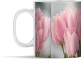 Mok - Close-up van de roze bladeren van de tulpen - 350 ml - Beker