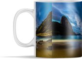 Mok - Suikerbroodberg en rood strand op Urca in Brazilië bij zonsopgang - 350 ml - Beker