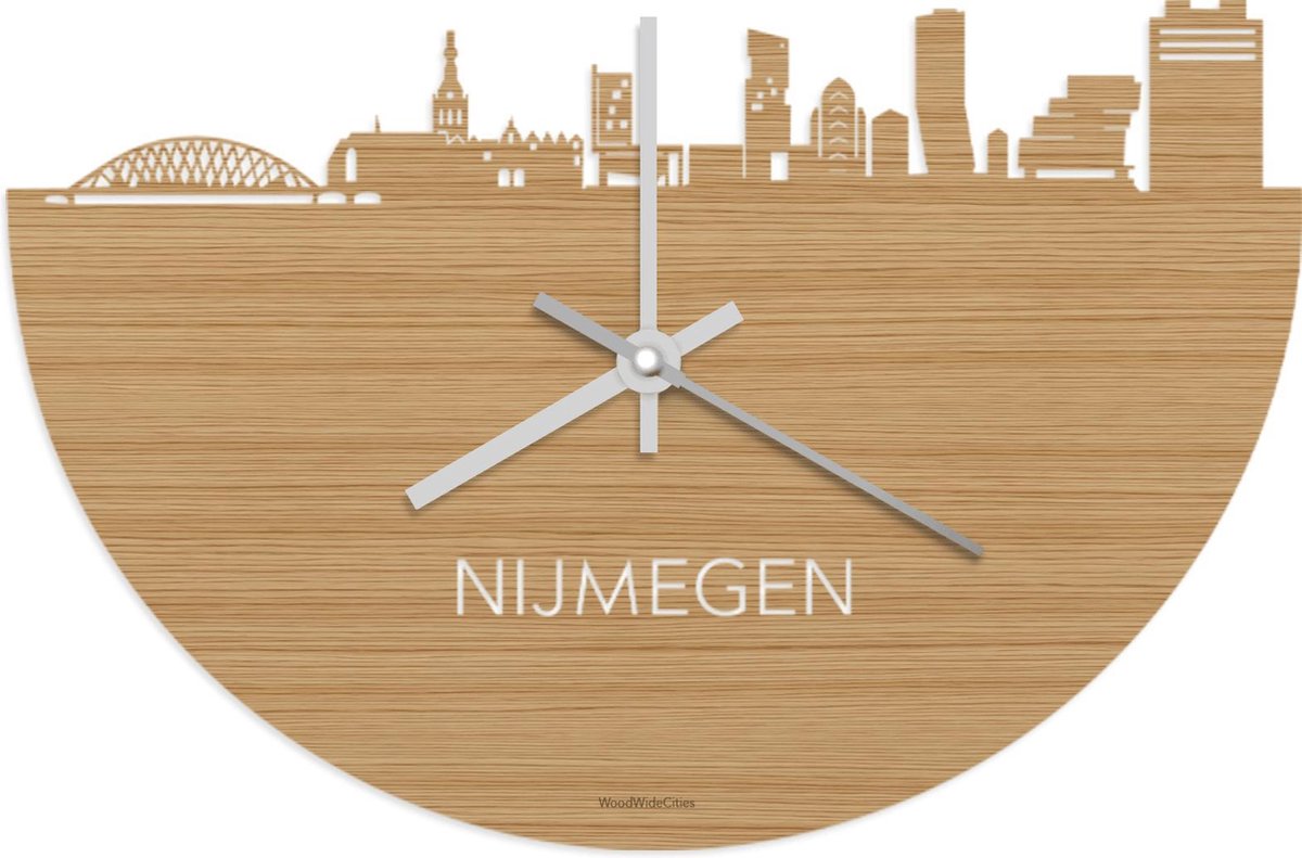 Skyline Klok Nijmegen Bamboe hout - Ø 40 cm - Stil uurwerk - Wanddecoratie - Meer steden beschikbaar - Woonkamer idee - Woondecoratie - City Art - Steden kunst - Cadeau voor hem - Cadeau voor haar - Jubileum - Trouwerij - Housewarming -
