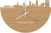 Skyline Klok Nijmegen Bamboe hout - Ø 40 cm - Stil uurwerk - Wanddecoratie - Meer steden beschikbaar - Woonkamer idee - Woondecoratie - City Art - Steden kunst - Cadeau voor hem - Cadeau voor haar - Jubileum - Trouwerij - Housewarming -