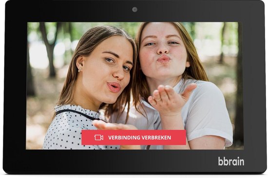 Foto: Bbrain family kalenderklok met beeldbellen verandert mee met het ziektebeeld bedienbaar met app beheer agenda en activiteiten stuur foto s en berichten