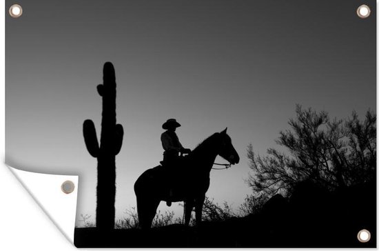 Tuindecoratie Silhouet van een cowboy bij een cactus met zonsondergang - zwart wit - 60x40 cm - Tuinposter - Tuindoek - Buitenposter