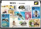 Bijen – Luxe postzegel pakket (A6 formaat) : collectie van 25 verschillende postzegels van bijen – kan als ansichtkaart in een A6  envelop - authentiek cadeau - kado -kaart - diere