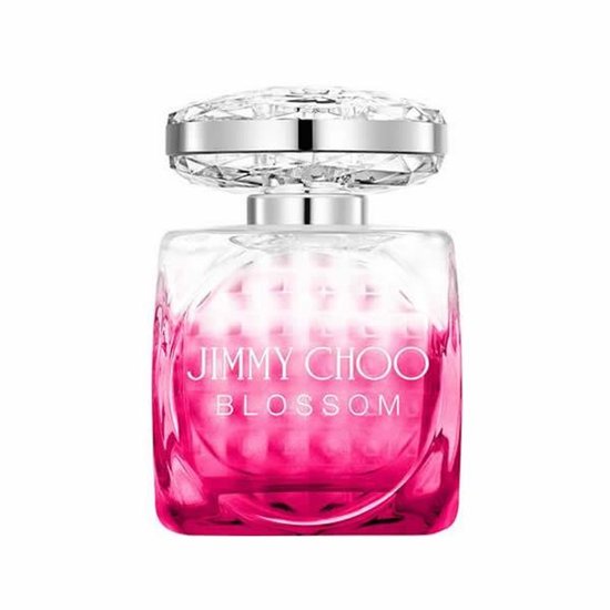 Parfumfles Jimmy Choo Blossom in roze glas met een doorzichtige, kristalachtige dop.