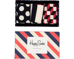 Happy Socks Classic Stripe Gift Box - rood - wit en blauwe sokken - Unisex - Maat: 41-46 Happy Socks Classic Stripe Gift Box - rood - wit en blauwe sokken - Unisex - Maat: 41-46