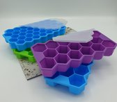 Siliconen ijsblokjesvorm met deksel – 4 STUKS – Handig in gebruik - herbruikbare ijsblokjesvorm – Honeycomb structure - flexibel – Multicolor – COMBI DEAL 2 x 2 verschillende groottes – zesho