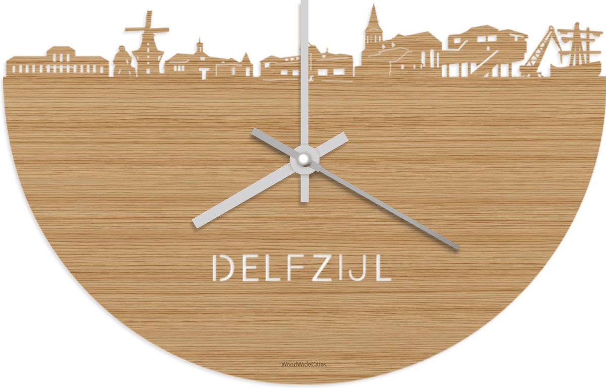 Skyline Klok Delfzijl Bamboe hout - Ø 40 cm - Stil uurwerk - Wanddecoratie - Meer steden beschikbaar - Woonkamer idee - Woondecoratie - City Art - Steden kunst - Cadeau voor hem - Cadeau voor haar - Jubileum - Trouwerij - Housewarming -