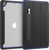 Case2go - Tablet hoes geschikt voor Apple iPad 2021 - 10.2 Inch - Tri-Fold Book Case met Transparante Back Cover en Pencil Houder - Blauw/Zwart