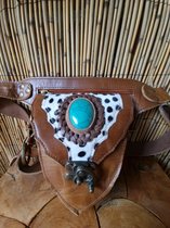 Festival heuptas - zwart - koeienhuid - studs  - Lindian style