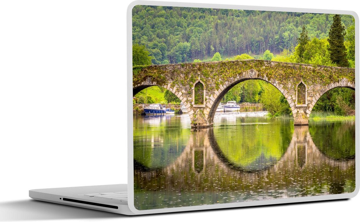 Afbeelding van product SleevesAndCases  Laptop sticker - 13.3 inch - Stenen boog is weerspiegelt in het water