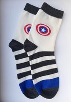 Captain America sokken - one size - unisex - superhelden sokken wit