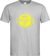 Grijs T-Shirt met “ Legend sinds 1971 “ print geel  Size S