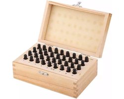 36-delige slagletters/cijferset 3mm - Slagletters - Slagcijfers - Slagletterset - Slagcijferset - 36 stuks - Houten kist - A t/m Z, &, 0 t/m 8 - 3mm