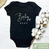 Happy Goodz Baby Romper 2023 ZWART, Baby geboren in 2023, Zwangerschapsaankondiging / bekendmaking, Zwanger, 100% katoen, kraamcadeau, rompertje met tekst, aanstaande mama|0-3 maan