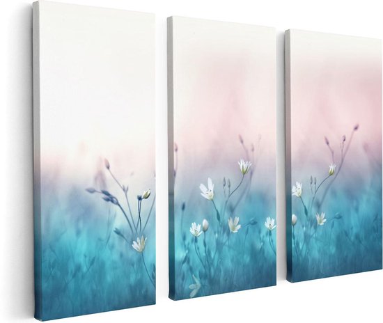 Artaza Canvas Schilderij Drieluik Witte Bloemen Op Een Blauw Achtergrond - 120x80 - Foto Op Canvas - Canvas Print