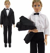 Dolldreams | Zwart kostuum met witte blouse en vlinderstrikje voor Ken - Trouwpak voor mannelijke modepop