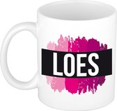 Loes  naam cadeau mok / beker met roze verfstrepen - Cadeau collega/ moederdag/ verjaardag of als persoonlijke mok werknemers