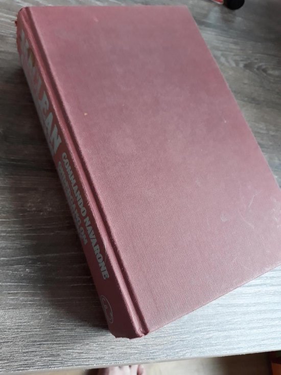 Maclean Omnibus Commando Navarone/Ondergang om Middernacht/De gouden poort.