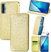 Voor TCL 20S Bloeiende Mandala Reliëf Patroon Magnetische Horizontale Flip Lederen Case met Houder & Kaartsleuven & Portemonnee (Geel)