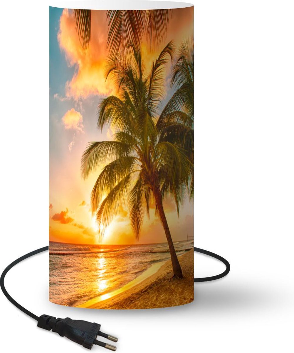 Lamp - Nachtlampje - Tafellamp slaapkamer - Strand - Zee - Goud - Zonsondergang - 33 cm hoog - Ø15.9 cm - Inclusief LED lamp
