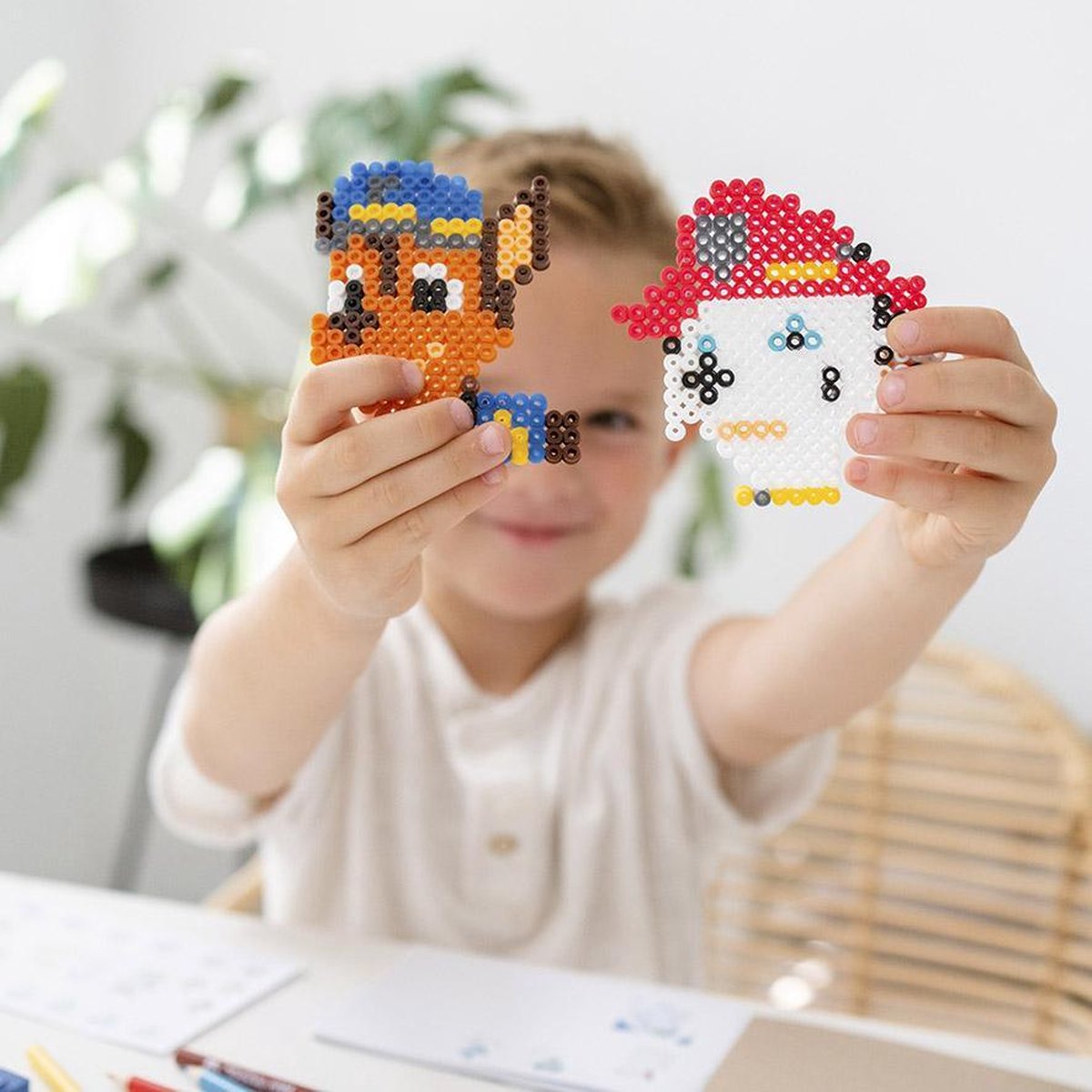 PAW Patrol Totum Strijkkralen knutselset met Chase - knutselset jongens en meisjes - incl. 800+ strijkkralen creatief speelgoed educatief — afbeelding 7