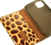 Made-NL vijf pasjes (Samsung Galaxy S20FE) book case Bruin giraffen stug lak print leer schijfmagneet