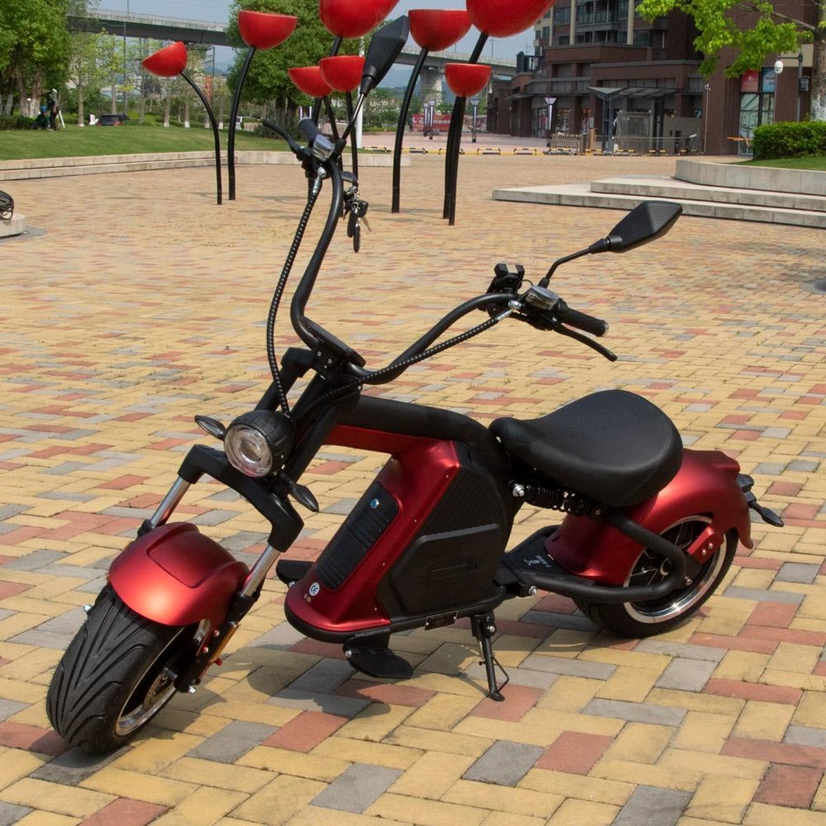 Chopper M8 Eleketrische Scooter met gele kenteken