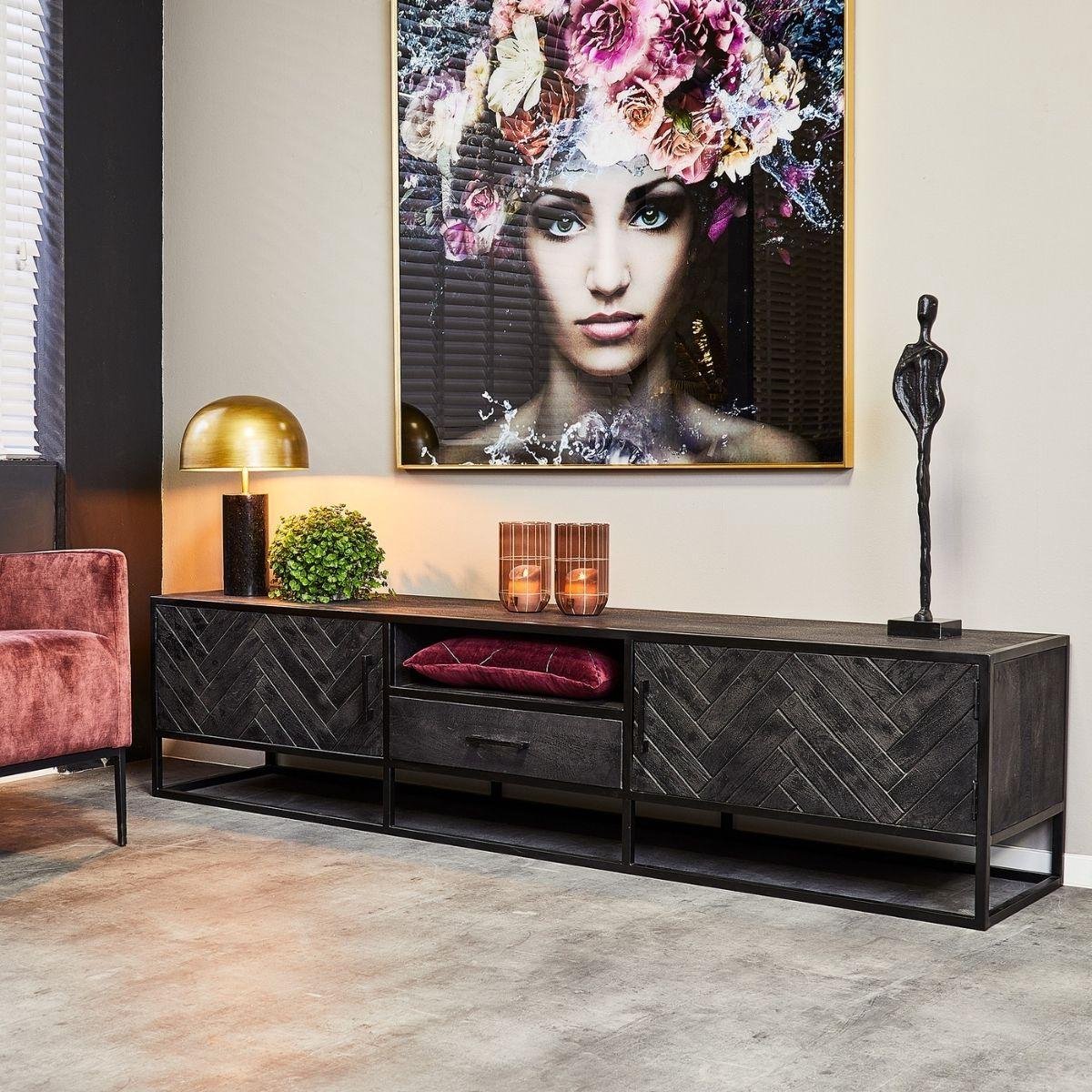Meubels4nu - Boston - TV-meubel - Mangohout - 210cm - Zwart - Industrieel