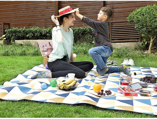 eGenuss Picknickdeken 200 x 200 cm, waterdicht, isolerend, afwasbaar, opvouwbaar, klein verpakkingsformaat, picknickstrandmat met ritssluiting, handvat en schouderriem, rood
