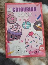 Colouring book cupcakes, 72 blz