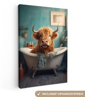 Canvas schilderij 80x120 cm - Exclusieve wanddecoratie Schotse hooglander - Badkamer - Blauw - Bad - Muurdecoratie woonkamer - Slaapkamer decoratie - Kamer accessoires - Schilderijen op canvas