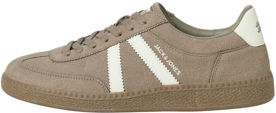 Bruine suède Jack & Jones sneaker met crèmekleurige strepen en witte hiel.