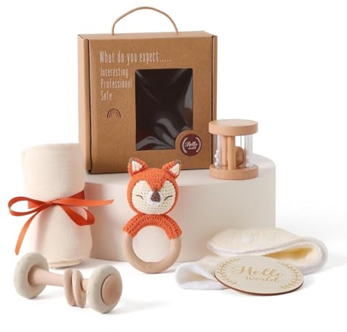 Image of 6-delige babycadeauset voor meisjes en jongens - badhanddoeken, slabbetjes, houten speelgoed en mijlpaalkaarten
