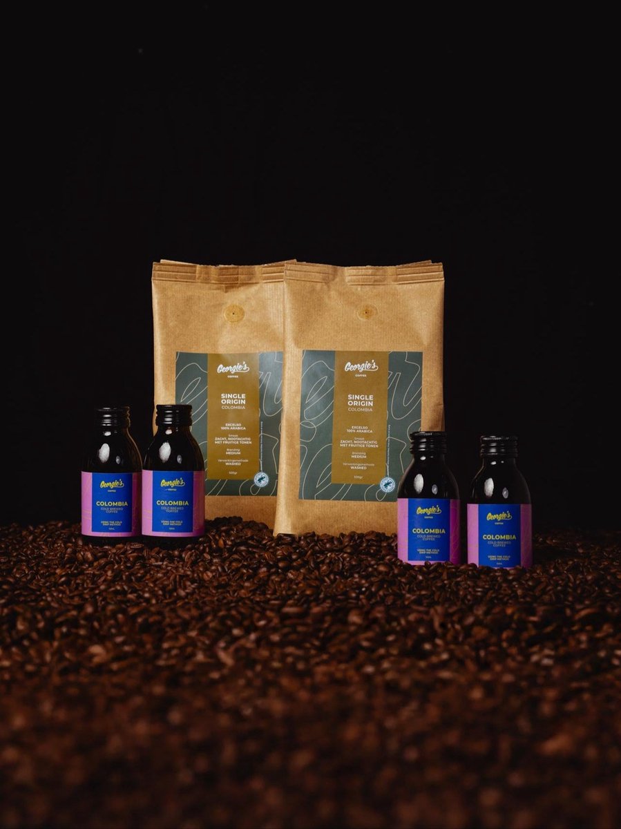 Georgie's Viva Colombia Mini - Proefpakket Koffiebonen en Cold Brew Koffie Proefpakket - 2x500g Colombia Koffiebonen (1kg Koffiebonen) & 4x125ml (4 stuks Cold Brew Koffie) - 100% Arabica - Fruitig & Nootachtig - Mix van Cold Drip Koffie & Koffiebonen