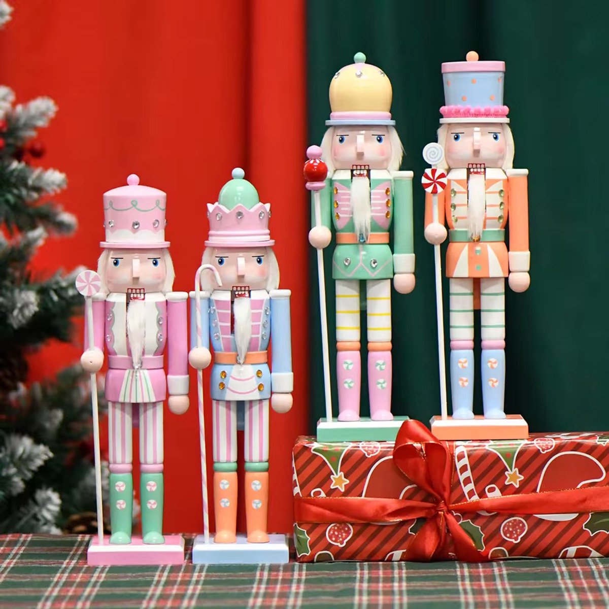 Kerstdecoratie Nutcracker / Notenkraker 30 cm pastelkleuren Set van 4